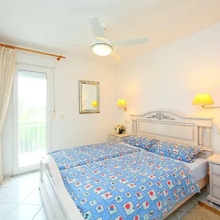 Сasa de vacaciones By Interhome *